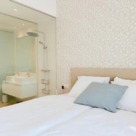 公寓 Oceanview Luxury Penthouse 埃斯特波纳