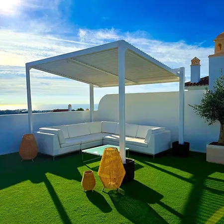 Oceanview Luxury Penthouse Apartment Estepona